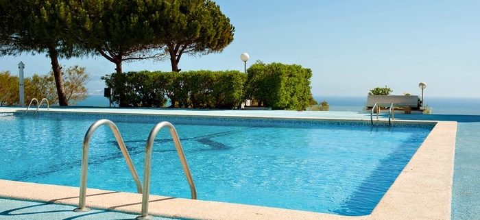 pool maintenance company